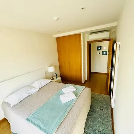 Casa Do Carvalho - *