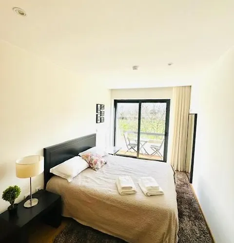 Casa Do Carvalho - *